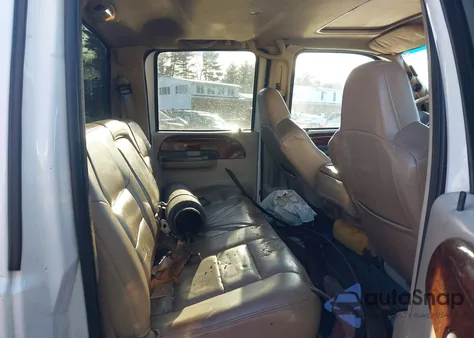 2003 Ford F-350 Lariat/Xl/Xlt from USA, damaged, VIN 1FTSW31P63ED14375